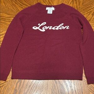 NWOT Cashmere Burgundy Long Sleeve Crew Neck Sweater. Size S